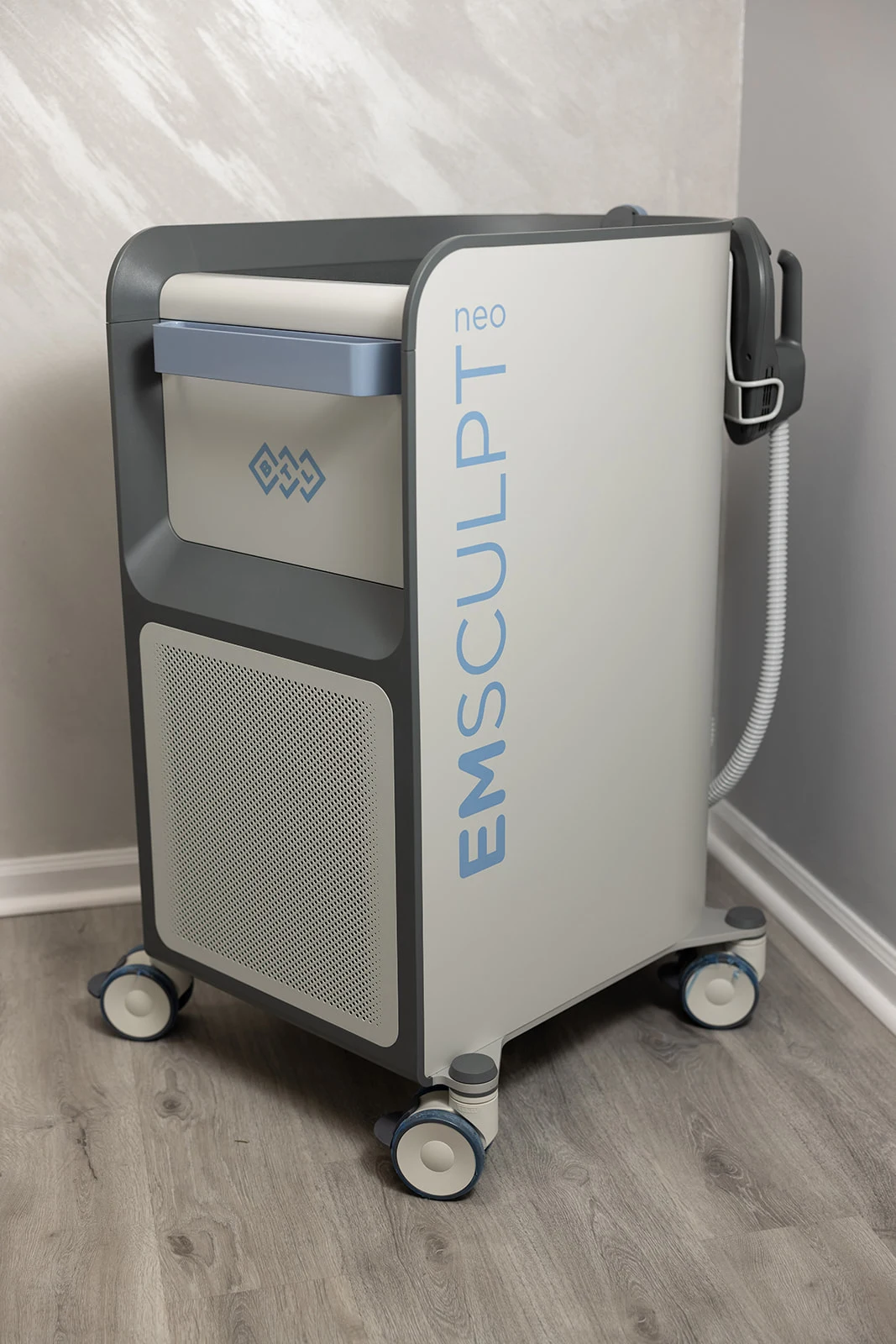 Emsculpt NEO at Revival